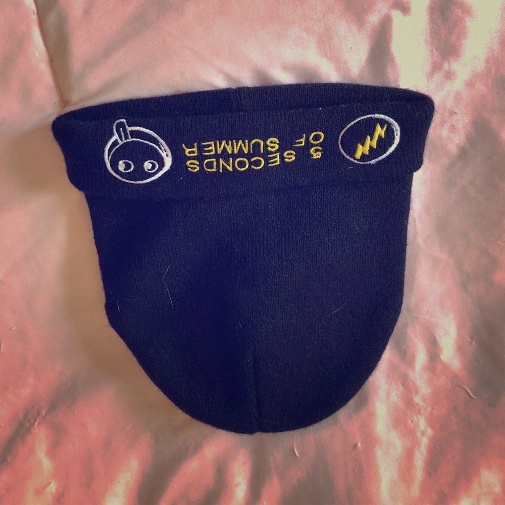 5SOS BEENIE